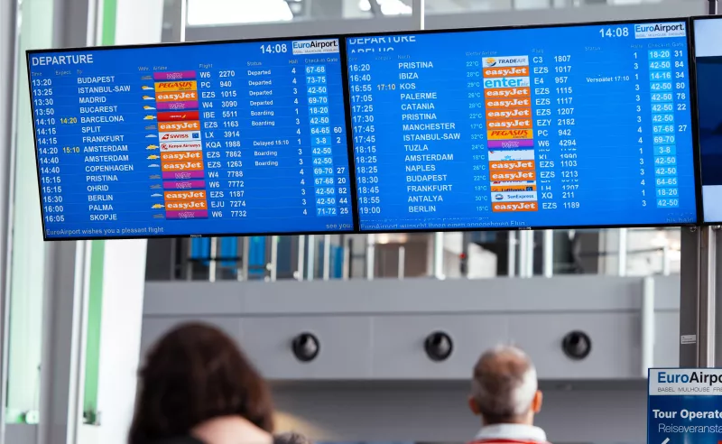 Photo des informations de vols au sein du Terminal
