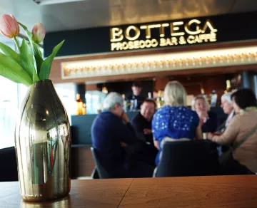 Photo des tables de Bottega